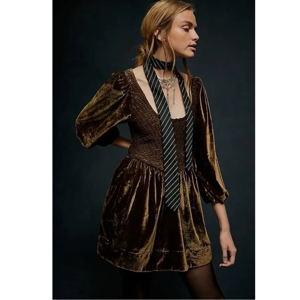 Free People Farrier Velvet Mini Dress in Brown Bear Size Small Holidays Winter - Picture 4 of 12